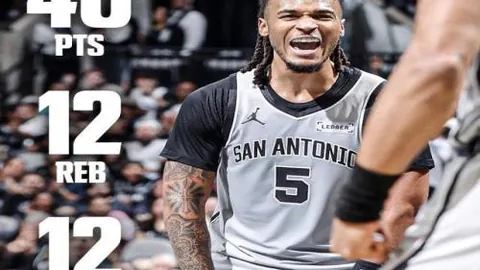 激情瞬间镜头记录，辛勤汗水铸就体育辉煌——人民日报