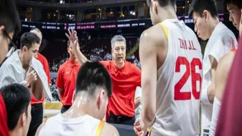 嵩山龙门2-2大连人战平，林良铭两球险输，卡兰加补时逆转绝杀